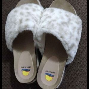 Fur leopard slides/wedges